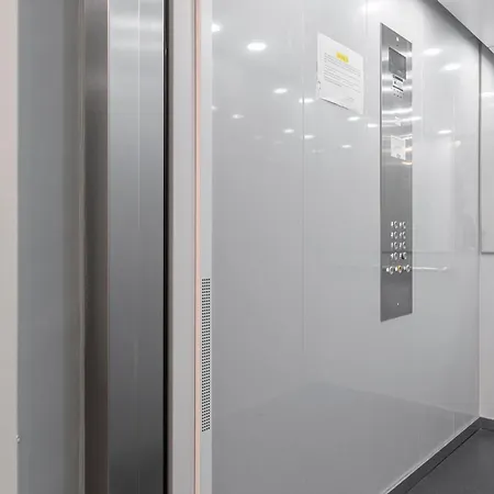 Blue Moon With Free Parking * Bratislava